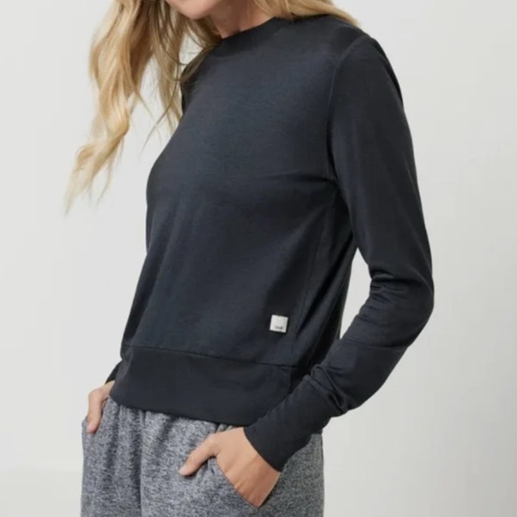 Vuori Tops - Vuori Daydream Long Sleeve Crew Top in Azure Heather Women's XS